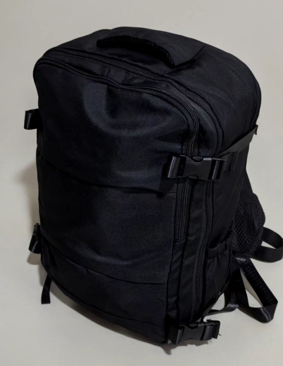 Mochila de Viaje Negra 34L 42x15x30 cm 11 Bolsillos - Omaha